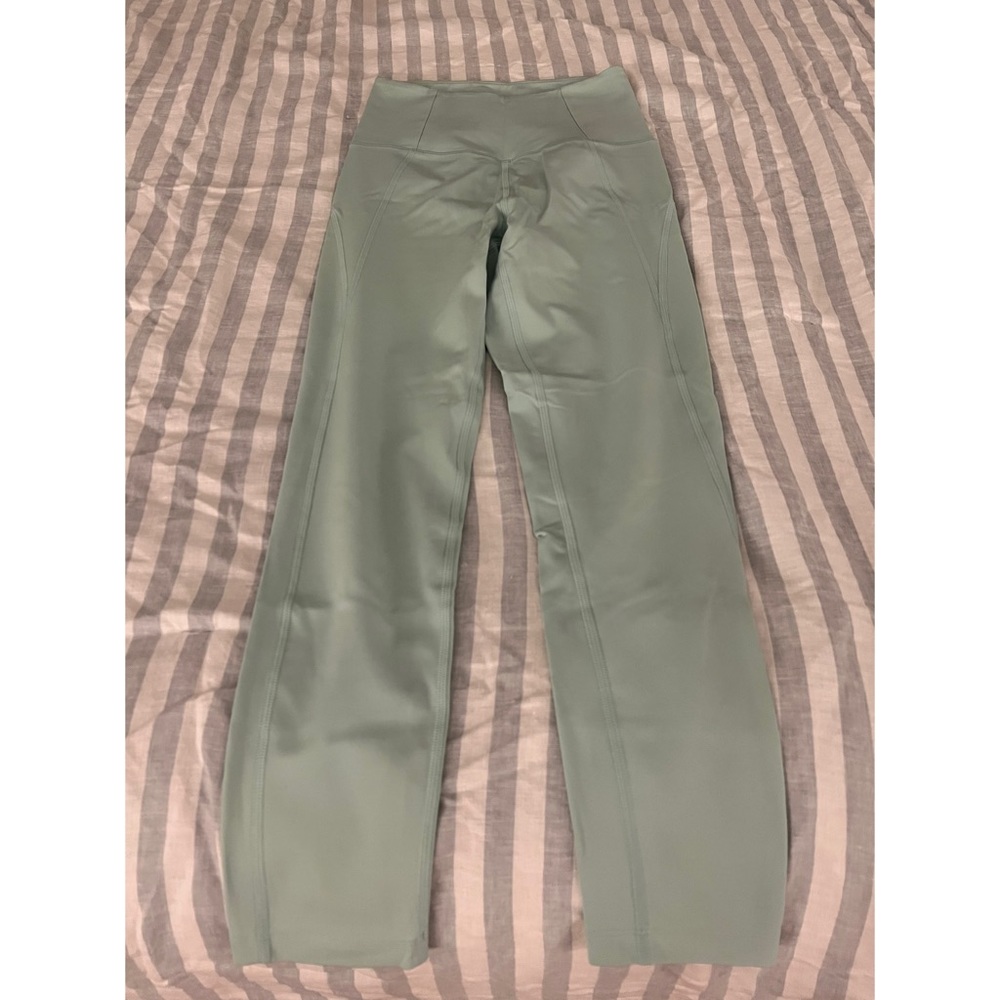 Girlfriend Collective Compressive High-Rise Legging - Foam